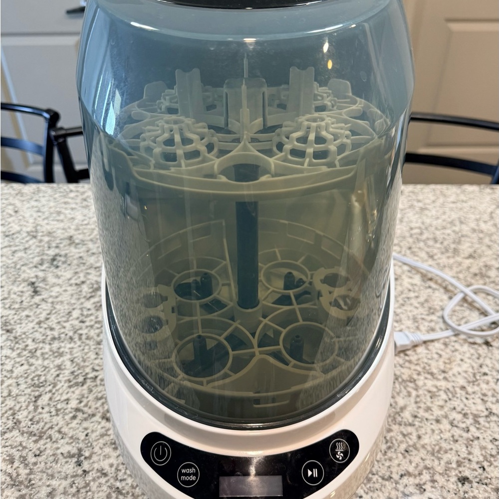 Electric Bottle Sterilizer with Smoke-Tinted Lid